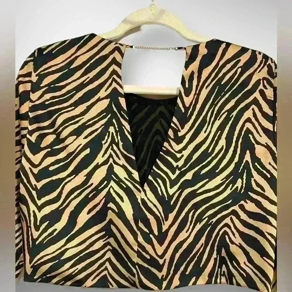 Zara Women's CropTop Blouse Black Brown Animal Print Back Chain Size Small - Picture 5 of 13
